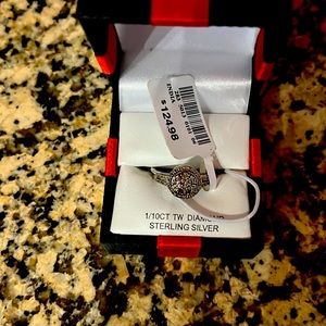 1/10ct yw diamond sterling silver size 7 ring